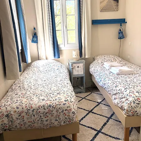 Maison Lilou, Avec Piscine, Vue Sur Le Golf, A 10 Min A Pied Σπίτι διακοπών