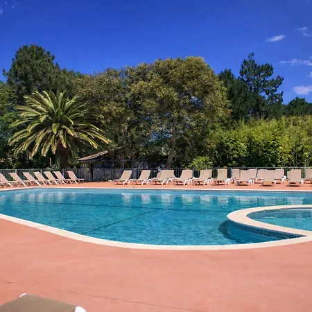 Maison Lilou, Avec Piscine, Vue Sur Le Golf, A 10 Min A Pied *