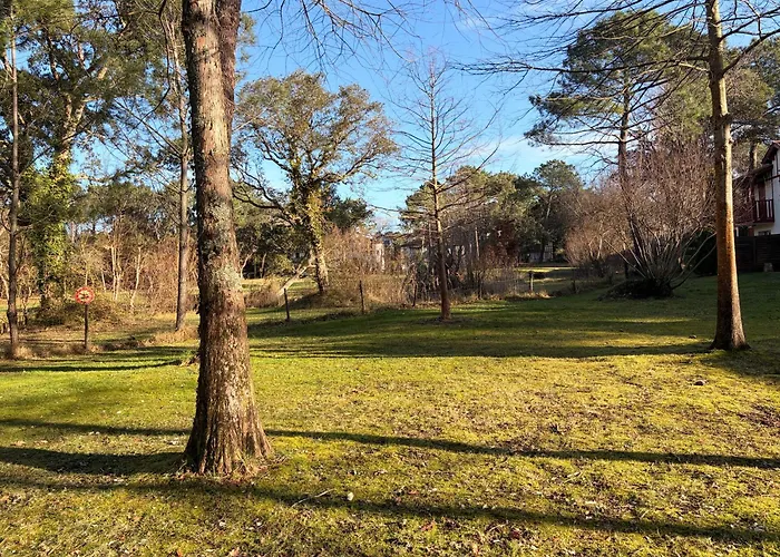 Maison Lilou , Avec Piscine, Sur Le Golf, A 10 Min A Pied Vakantiehuis *