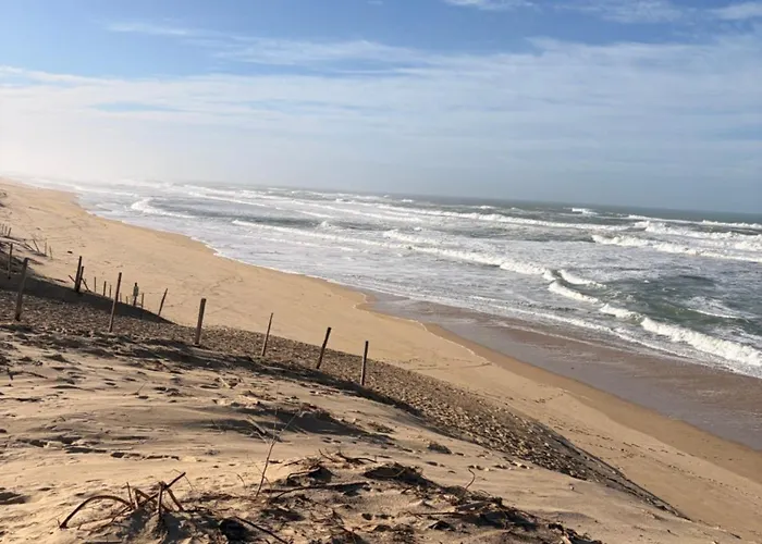 Vakantiehuis Maison Lilou , Avec Piscine, Sur Le Golf, A 10 Min A Pied
