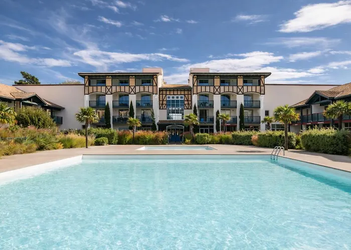 Vakantiehuis Maison Lilou , Avec Piscine, Sur Le Golf, A 10 Min A Pied *
